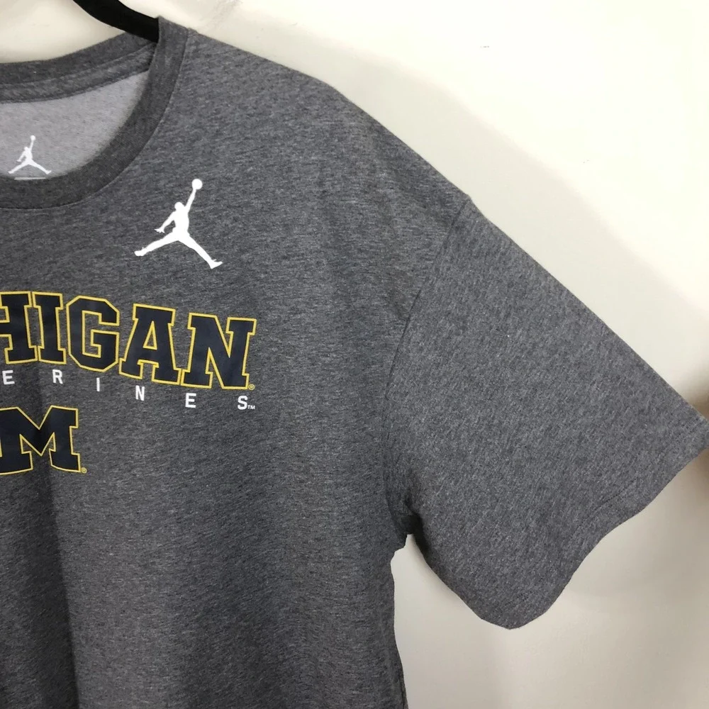 Michigan Wolverines Jordan Dri-Fit T-Shirt NCAA Basketball Men's Sz L Gray